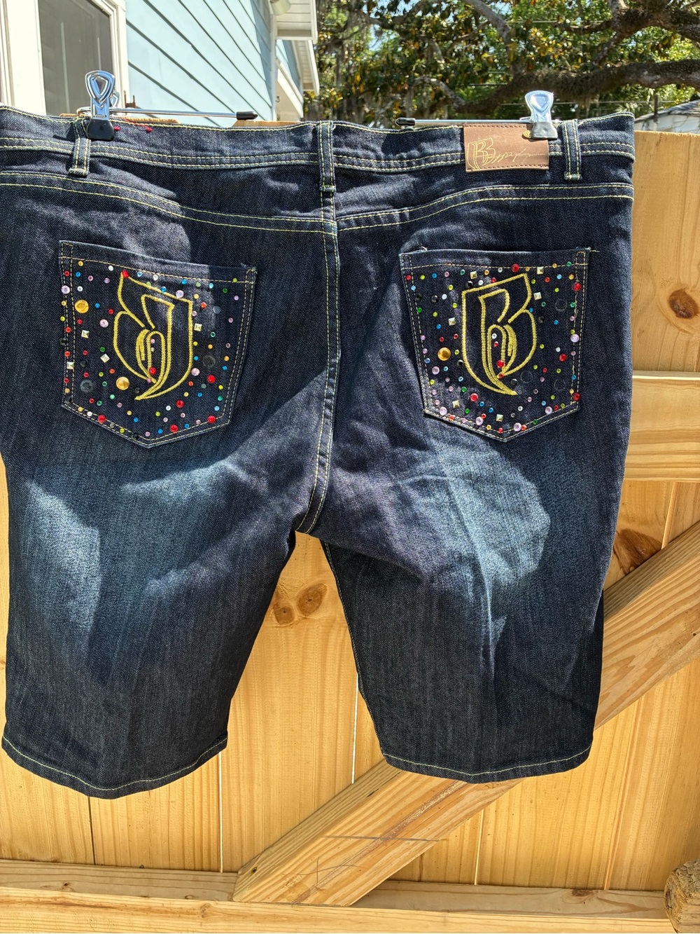 Bisou Bisou Dark Wash Denim Jean Shorts Size 15/16 Embellished Stretch Plus